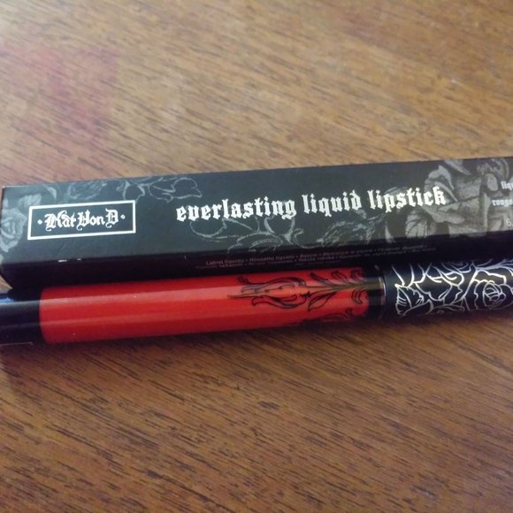 Kat Von D Everlasting Liquid Lipstick UnderAge Red - Picture 1 of 2